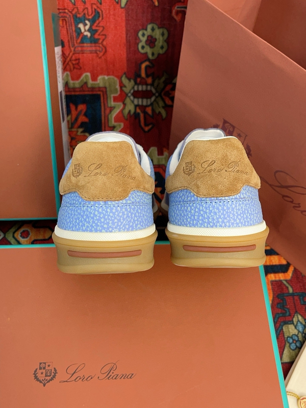 スーパーコピーブランド靴着用イメージ